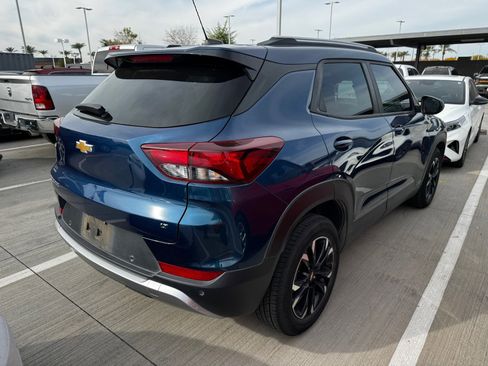 Used 2021 Chevrolet TrailBlazer LT w/ Convenience Package image 4