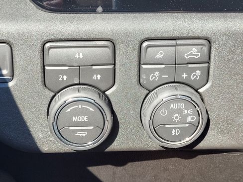 New 2025 Chevrolet Silverado 2500 LT w/ Z71 Chrome Sport Edition image 19