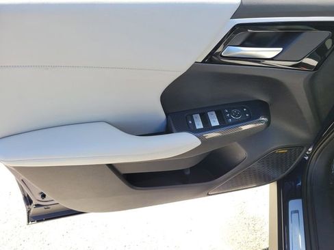 New 2025 Mitsubishi Outlander SE image 22