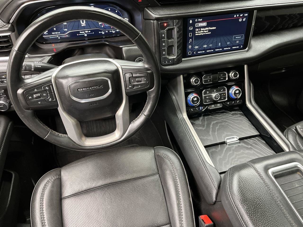 Used 2023 GMC Yukon XL Denali AWD/4WD image 15