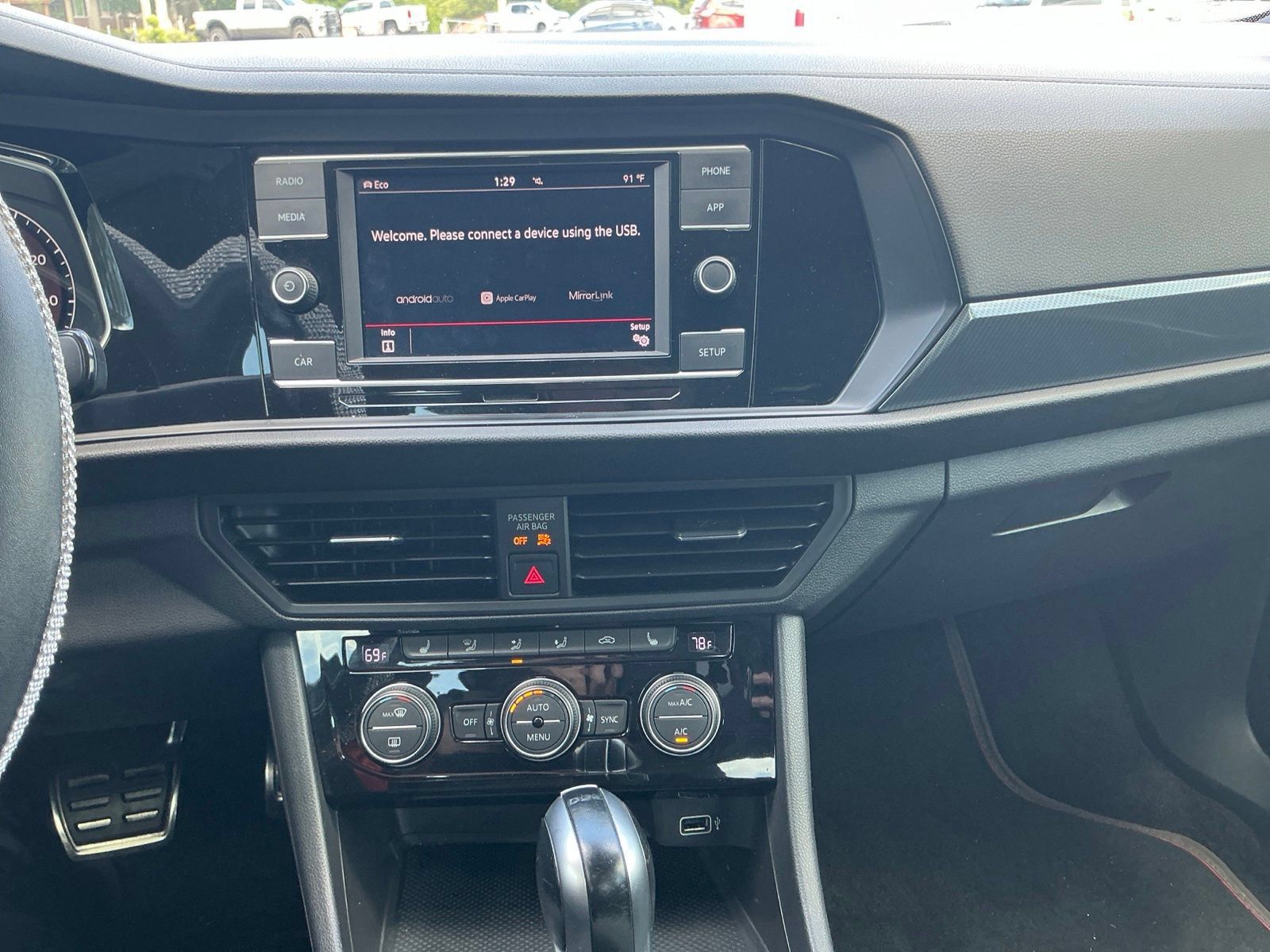 Used 2019 Volkswagen Jetta GLI FWD image 18