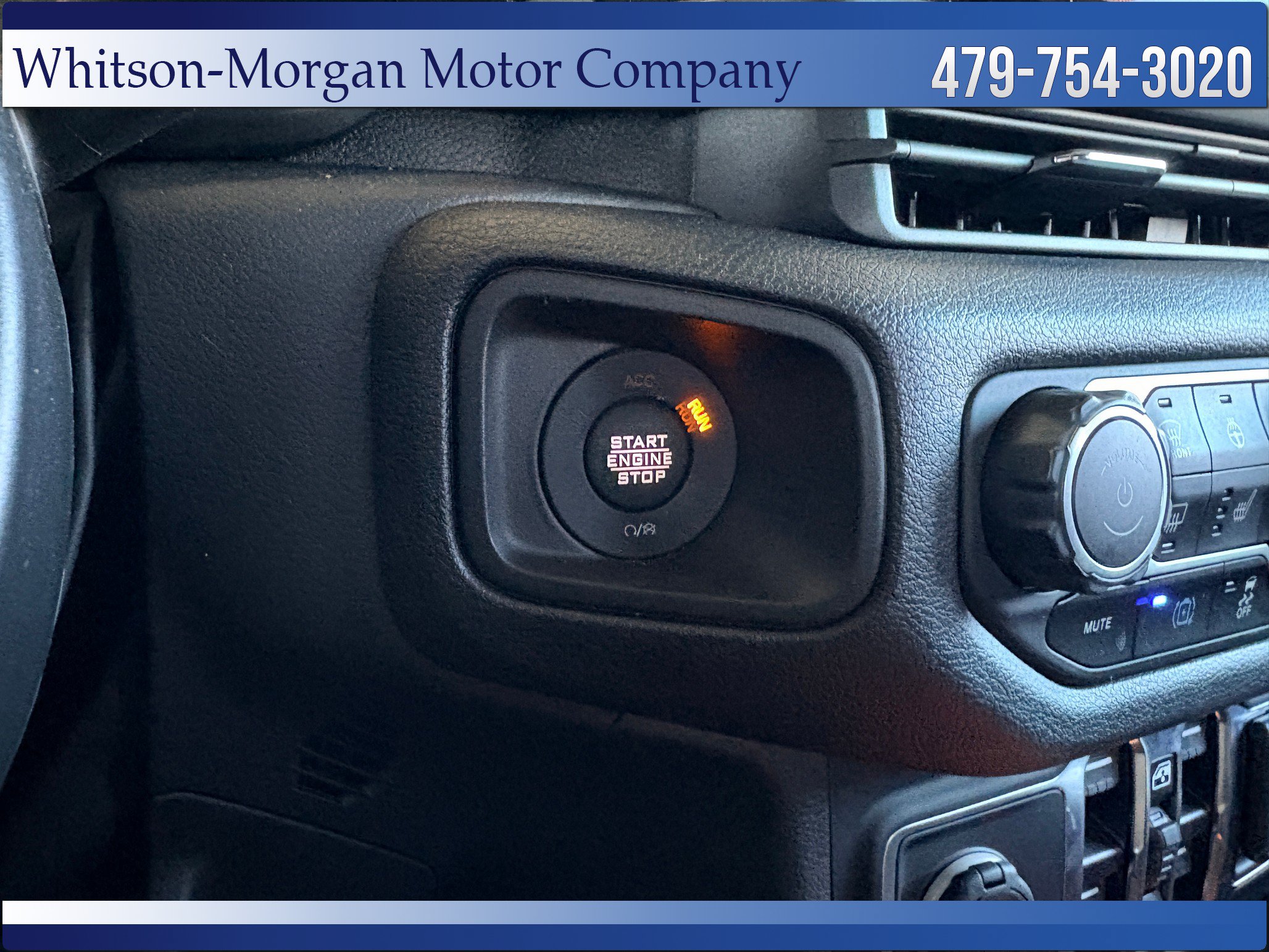 Used 2024 Jeep Wrangler Unlimited w/ Convenience Group AWD/4WD image 18