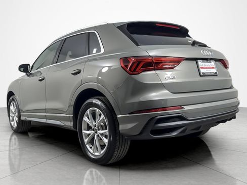 Used 2025 Audi Q3 2.0T Premium w/ Convenience Package AWD/4WD image 3