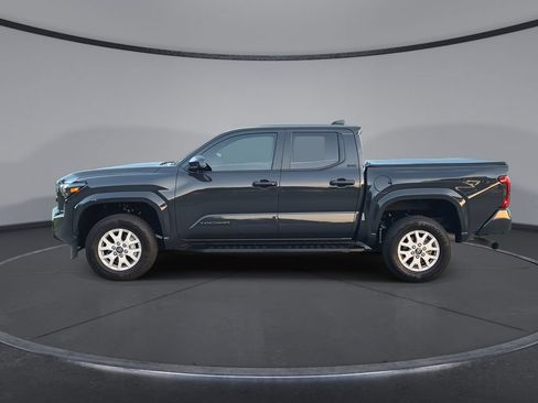 Used 2025 Toyota Tacoma SR5 RWD image 5