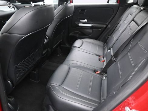 Used 2021 Mercedes-Benz GLA 45 AMG 4MATIC image 26