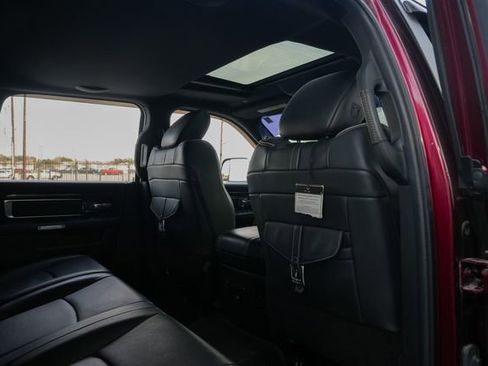 Used 2017 RAM 3500 Laramie Longhorn image 39