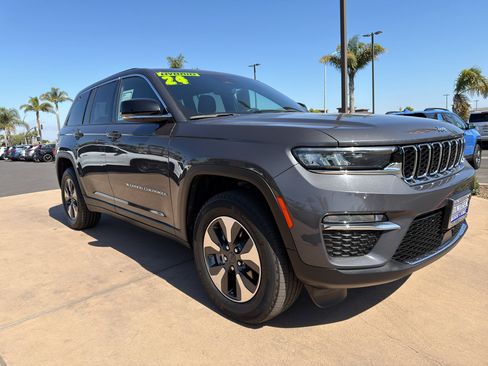 Used 2024 Jeep Grand Cherokee Limited 4xe AWD/4WD image 3