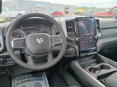 New 2026 RAM 1500 Big Horn AWD/4WD image 10