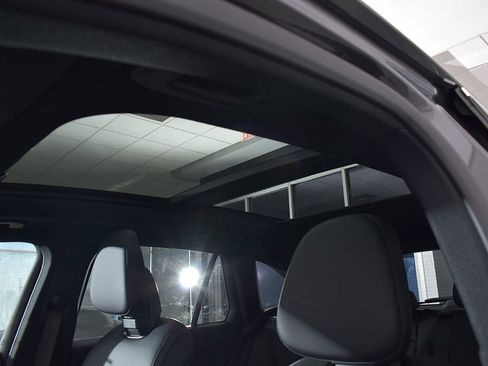 Used 2026 Mercedes-Benz GLC 300 4MATIC image 13