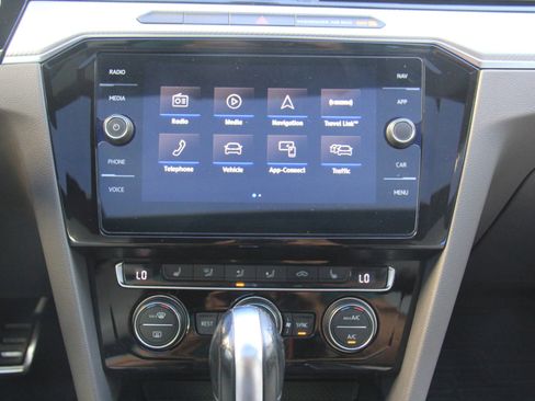 Used 2020 Volkswagen Arteon SEL image 16