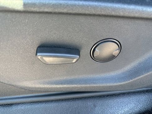 Used 2024 Ford F550 4x4 Regular Cab Super Duty w/ XLT Value Package image 15