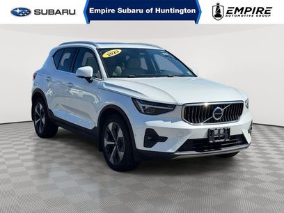 Used 2023 Volvo XC40 B5 Ultimate w/ Climate Package
