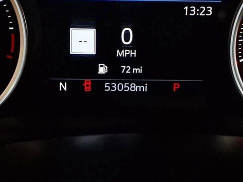 Used 2023 Chevrolet Silverado 2500 High Country w/ Technology Package image 27