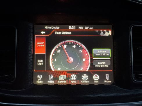 Used 2016 Dodge Charger SRT w/ Technology Group image 4
