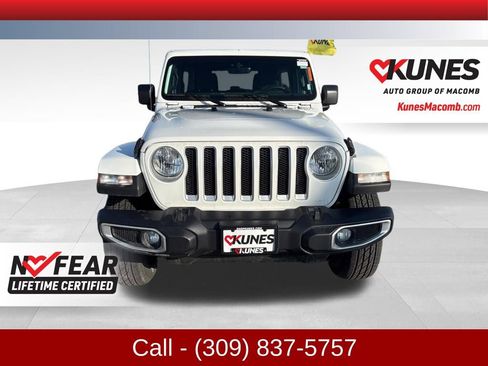 Used 2023 Jeep Wrangler Sahara image 2