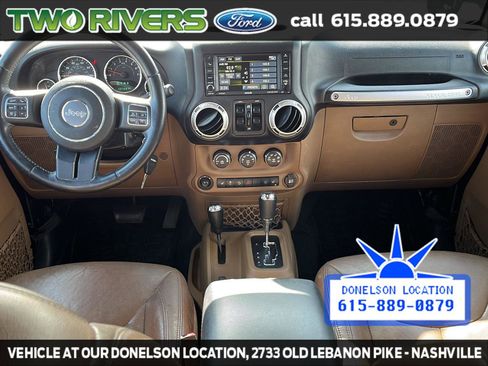 Used 2017 Jeep Wrangler Unlimited Sahara w/ Connectivity Group AWD/4WD image 32