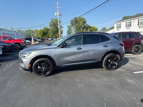 Used 2022 Buick Envision Essence w/ Technology Package I FWD image 10