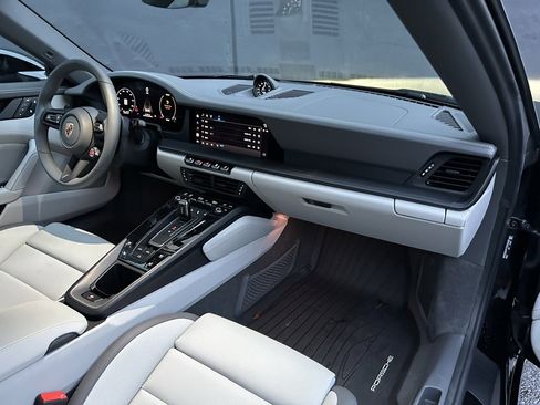 Certified 2026 Porsche 911 Carrera GTS image 23