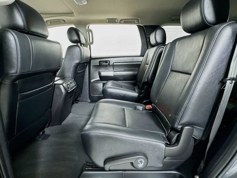 Used 2019 Toyota Sequoia TRD Sport w/ TRD Sport Premium Package AWD/4WD image 12