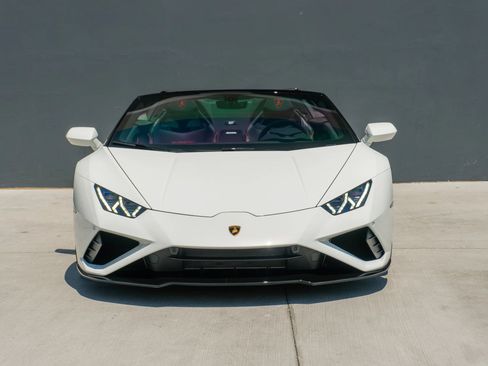 Used 2023 Lamborghini Huracan EVO RWD image 5