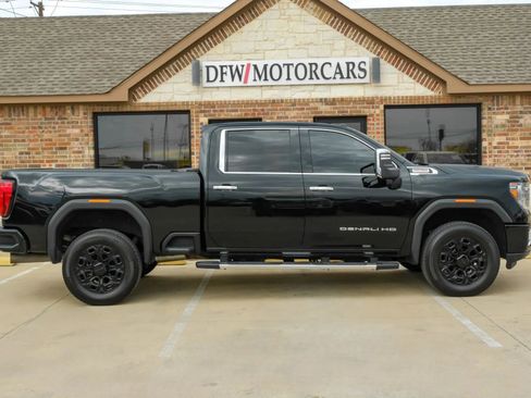 Used 2020 GMC Sierra 2500 Denali w/ Denali Ultimate Package AWD/4WD image 7