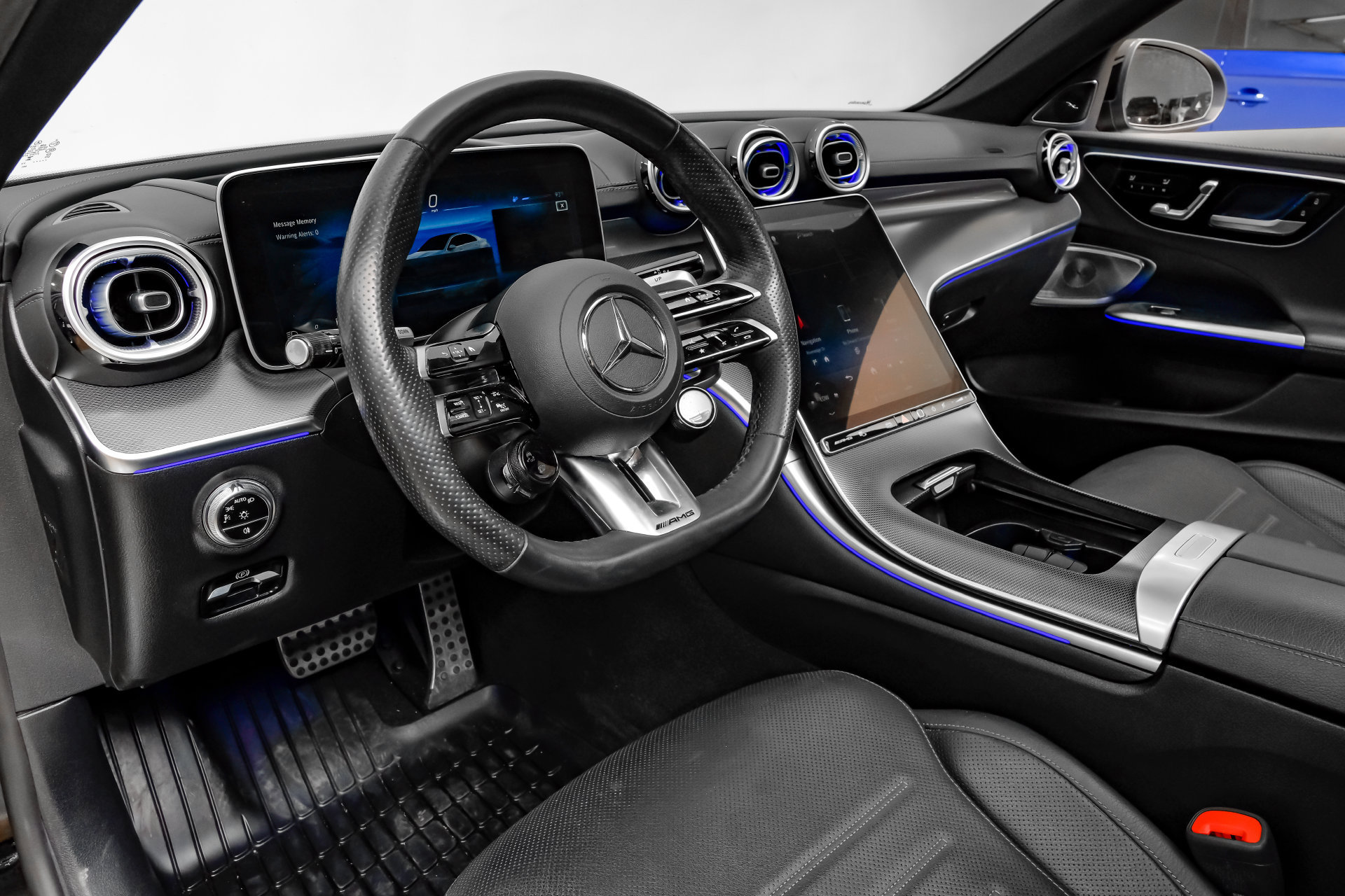 Used 2023 Mercedes-Benz C 43 AMG 4MATIC Sedan image 3
