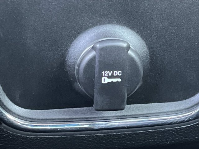 Used 2013 Dodge Charger SXT RWD image 19