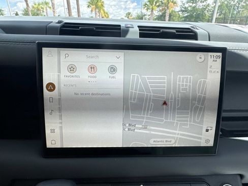 New 2025 Land Rover Defender 110 S image 22