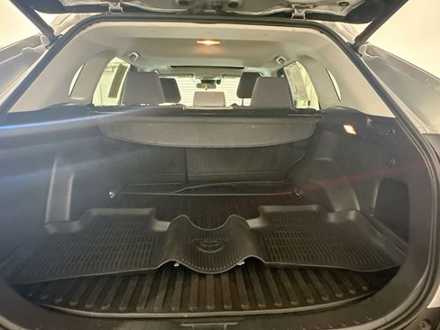 Used 2019 Toyota RAV4 XLE w/ Convenience Package AWD/4WD image 31