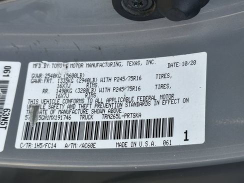 Used 2016 Mercedes-Benz S 550 Sedan image 33