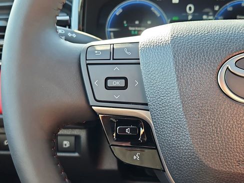 New 2026 Toyota Camry Hybrid AWD/4WD image 15