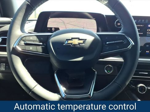 New 2026 Chevrolet Traverse LT FWD image 9