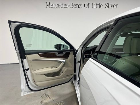 Used 2022 Audi A6 Premium Plus image 17