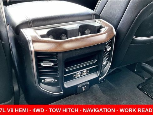 Used 2022 RAM 1500 Laramie AWD/4WD image 11