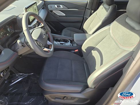 New 2026 Ford Explorer ST w/ Sun And Sound Package image 6