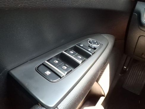 Used 2022 Kia Forte LXS w/ LXS Technology Package FWD image 27