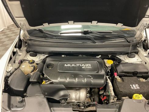 Used 2016 Jeep Cherokee Limited image 35