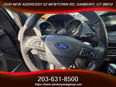 Used 2019 Ford Escape SEL AWD/4WD image 10
