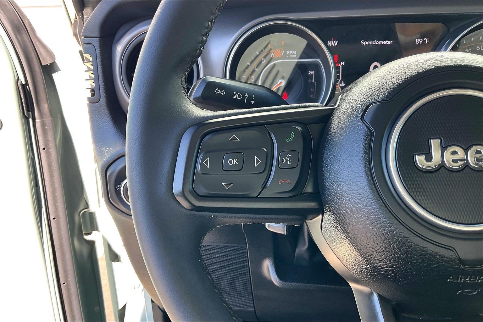 Used 2023 Jeep Wrangler Sport AWD/4WD image 23