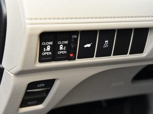 New 2026 Honda Odyssey EX-L image 11