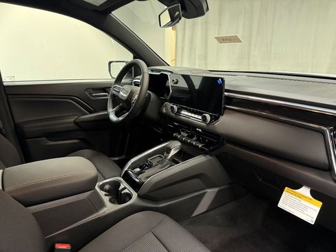 New 2026 GMC Canyon Elevation image 15