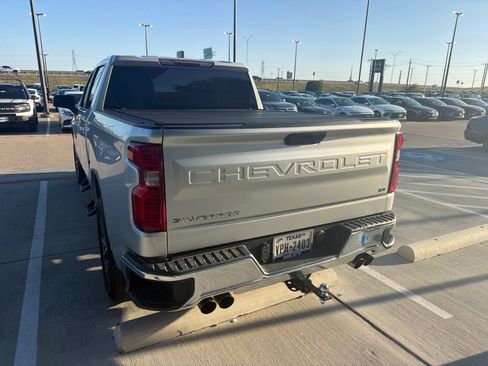 Used 2019 Chevrolet Silverado 1500 LT w/ Texas Edition AWD/4WD image 7