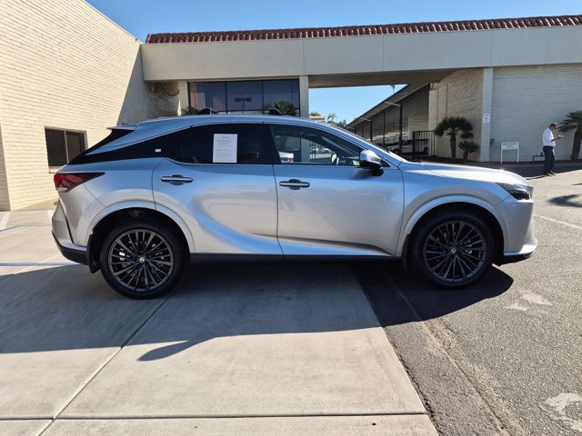 Used 2026 Lexus RX 350h w/ Convenience Package AWD/4WD image 4