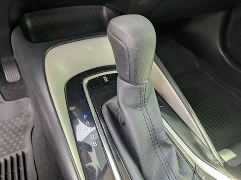 Used 2022 Toyota Corolla LE FWD image 11