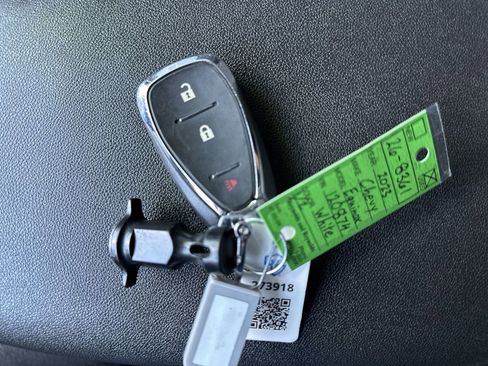 Used 2023 Chevrolet Equinox LT FWD image 22