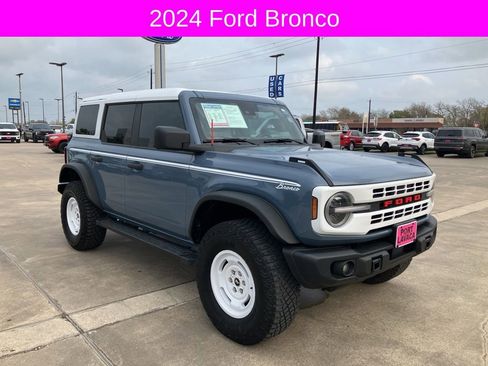 Used 2024 Ford Bronco Heritage Edition image 9