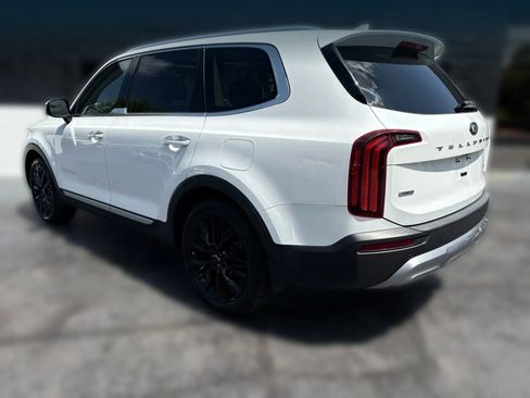 Used 2020 Kia Telluride SX w/ SX Prestige Package image 3