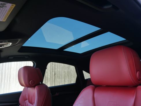 Used 2023 Audi SQ5 Premium Plus w/ Premium Plus Package image 20