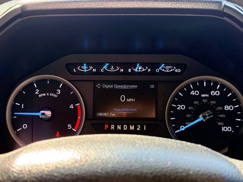Used 2017 Ford F350 XL w/ STX Appearance Package AWD/4WD image 22
