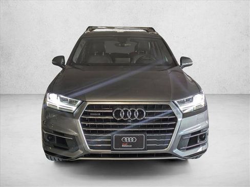 Used 2018 Audi Q7 3.0T Prestige w/ Prestige Package image 2
